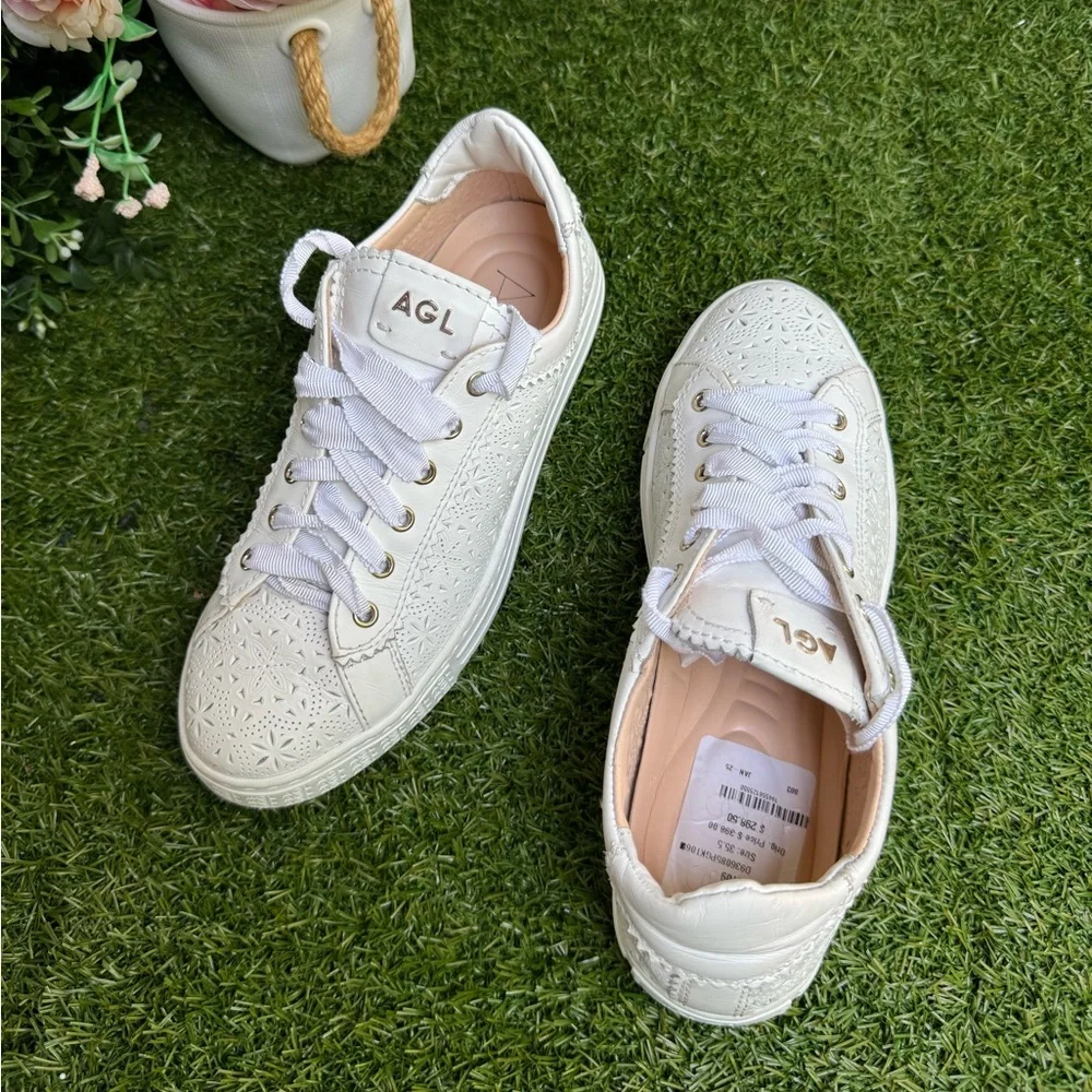 AGL Sade Spring White Flower Cut Out Sneaker $425 size 35.5 US 5.5 leather